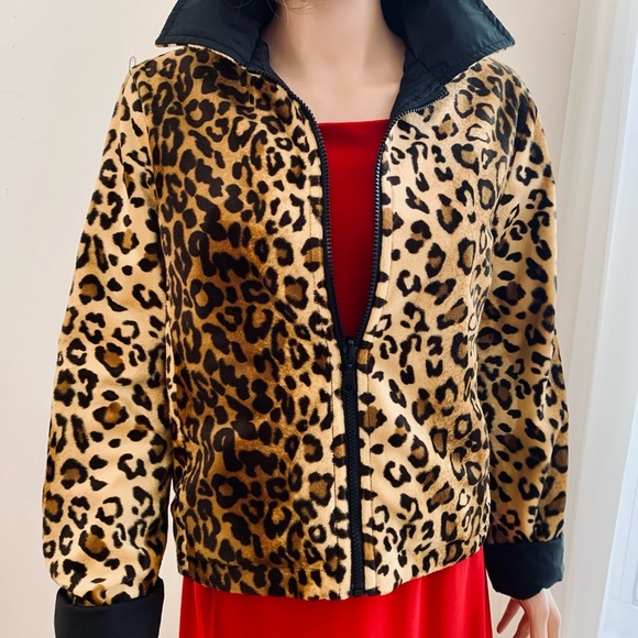 Rainforest Cafe reversible jacket - Picture 2 of 8